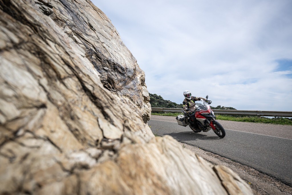 DueruoteTG #147: Ducati Multistrada V4 Rally: è lei l'ammazza-GS?